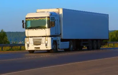 İzmir ile Palu Arası Öğrenci Eşyası Taşıma